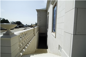 Balustrade And Railing Moleanos Beige Limestone